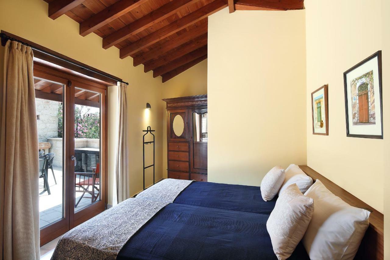 Kantara House - A Rural Retreat Of Comfort & Class! Arsos Exterior photo