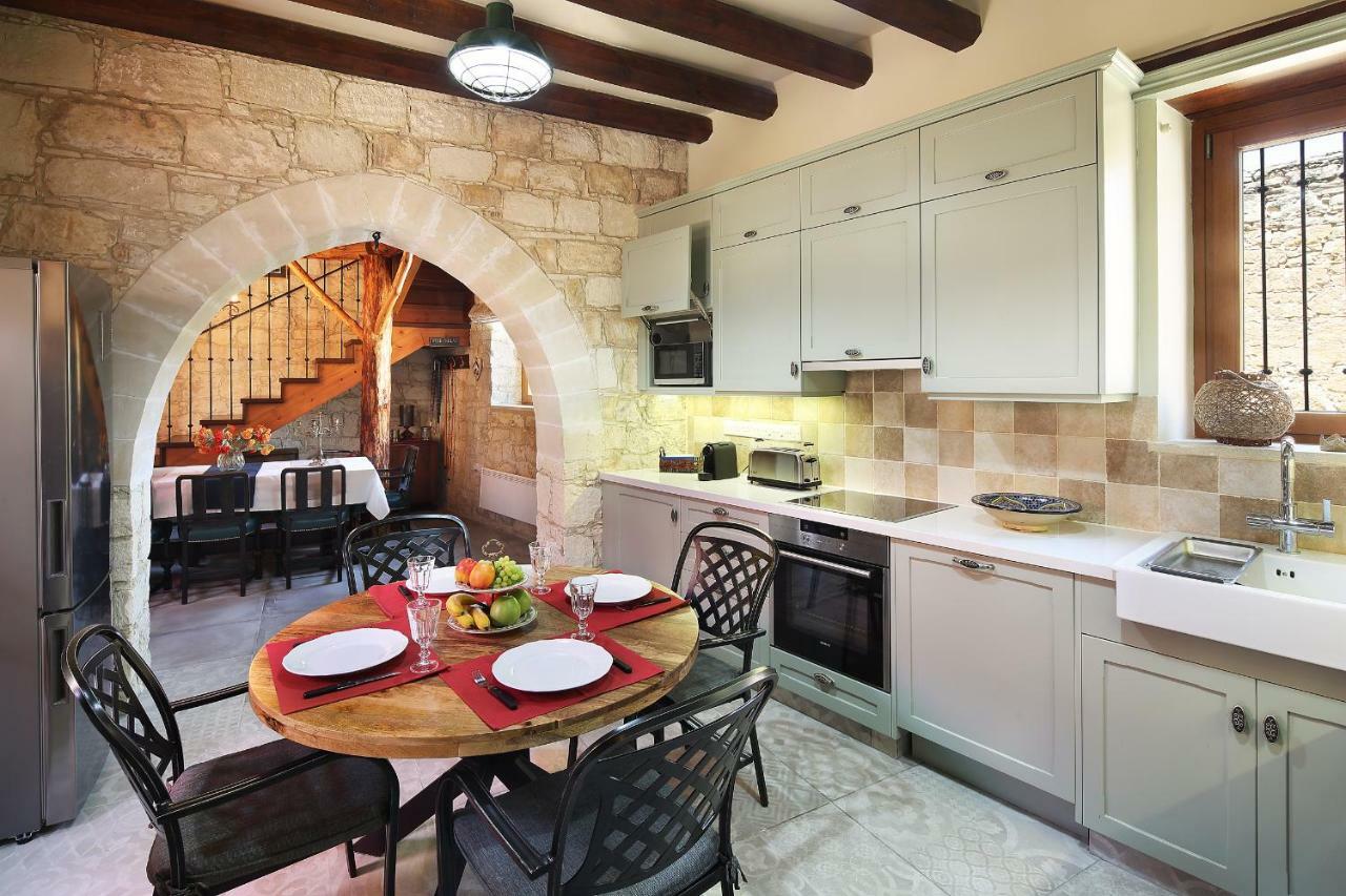 Kantara House - A Rural Retreat Of Comfort & Class! Arsos Exterior photo